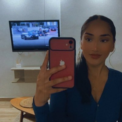 melyssanathou's profile picture. 