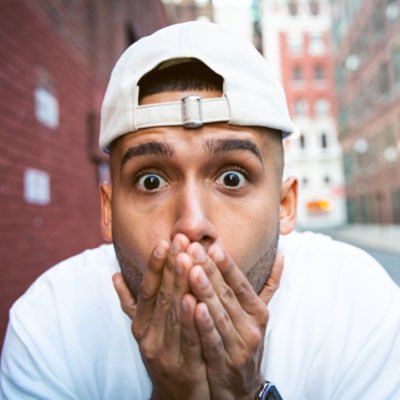 A father, photographer, videographer, fixie riding food lover born and raised in the Bronx area of New York.