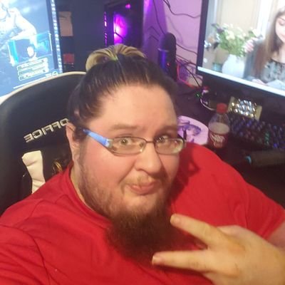 I'm trying to show my twitch freinds some love. There the most spectacular group ever. They have an awesome community #EmeraldGG..