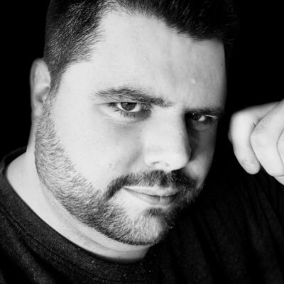 YouTuber making videos about what interests me....mobile tech, and movies. Follow me and know what I know.