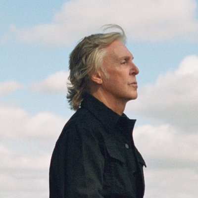 Official Paul McCartney account administered by MPL | Text me: +1(313)4737142 | #McCartneylll #Threelmagined out now | pre-order #PaulMcCartney