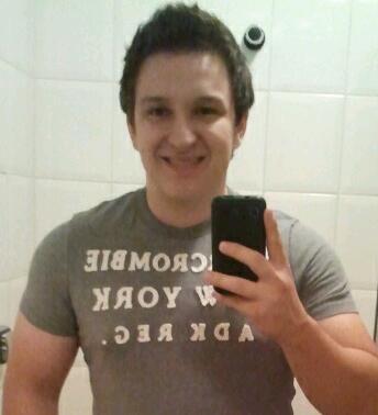A força não vem da vitória, seus esforços desenvolvem suas forças e quando você enfrenta dificuldades e decide não se entregar, isso é força!
A.S