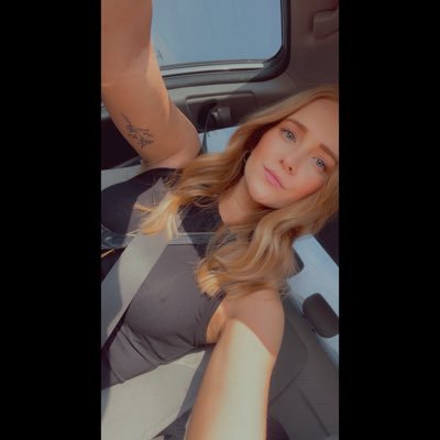 shelburt14's profile picture. embrasse ton intérieur bizarrerie.