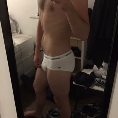 28 y/o || Bisexual GUY || SEX X FEET || What would you like to see??