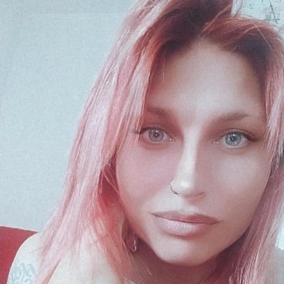 AlinaAltun2's profile picture. Married ♥️ 05-11-2018 👫 21-04-2019 💍 21-12-2019 👰🤵 Săgetător♐