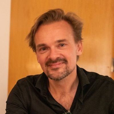 Entrepreneur turned tech investor. Cofounder of Positron Ventures, an early-stage deeptech VC.