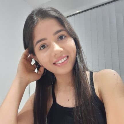Estudiante de Contabilidad📈
Me gusta mucho el café y el chocolate.