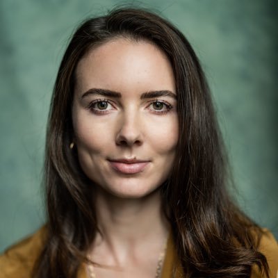 NapalaPratini's profile picture. Probably doing yoga or building @tryhabitual