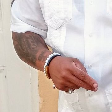 ElbrazoOficial's profile picture. Hola! Soy el brazo de Omar Cerquillo