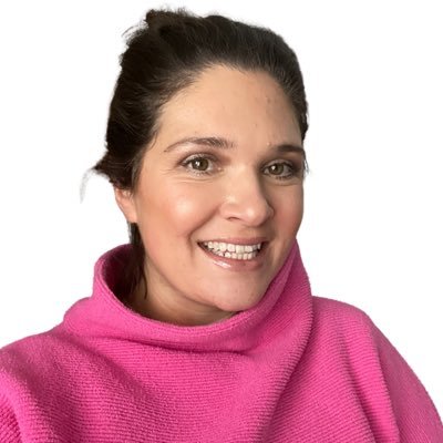Family MD (COE) she/her 🇨🇦, wife, mom, faculty @thenosm. Passionate about wellbeing🏃🏻♀️🧘🏻♀️ 🧠, and healthy aging. Tweets 🚫 med advice. #thesoo #ssm