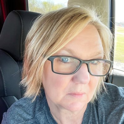 lory_von_staden's profile picture. Live. Love. Respect. ❤️