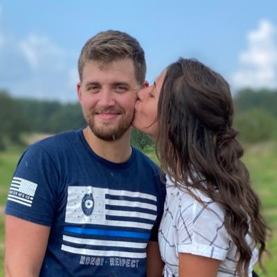 chels042's profile picture. live to glorify God  | twenty | ABA therapist