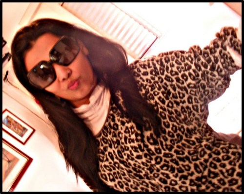 eu sou eu mesma uhaishuahsu a própria da foooto *-*