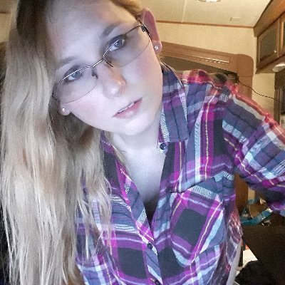 Nerdy gaming bookworm girl that likes making #porn
🔞 #Nsfw #video #groobygirl #Tgirl #femout
https://t.co/ifi85NIp9a