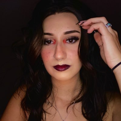 Ally_Caprignoo's profile image