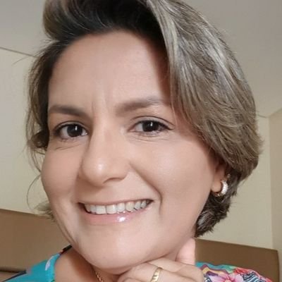 RochelleSelva's profile picture. Professora da PMF.