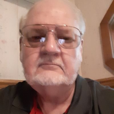 oldemolde44's profile picture. Trying to make life simple as possible. Nothing HEAVY on my mind or soul. Being a responsible citizen, and certified bachelor at large !