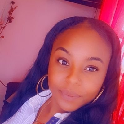 One Step at a time ! 🙏🏾 Serial Entrepreneur🤑! ❤️ Proud Mom of Princess Aria ! 👑