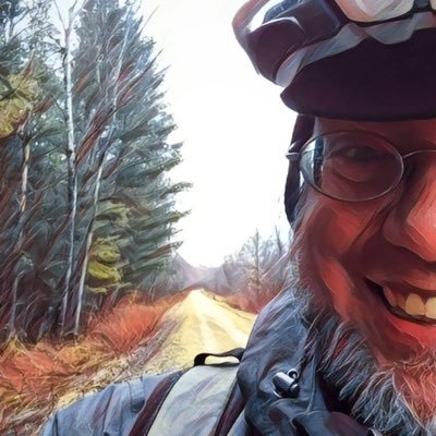 Jamie_Molitor's profile picture. BLM ✊🏼; 🏳️‍🌈 ; On Očhéthi Šakówiŋ & Wahpekute land; Into bikes, weather, volunteering & bringing down the man; Original acct of @roguechewbacca