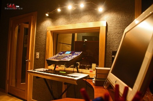 Recording | Mixing | Mastering | Demo Packages | For Booking: (818) 308-5179 or 3brecordingstudio@gmail.com