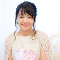 Julia☆Essential Astrology (@julia_astrology) Twitter profile photo
