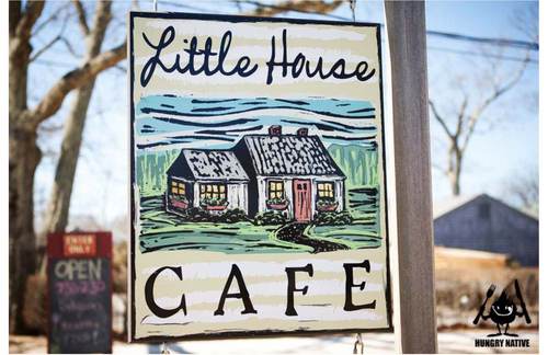 LittleHouseMV's profile picture. A cozy little restaurant on Martha's Vineyard. We spice up traditional fare with ethnic flair. Eat in or take out: 508-687-9794