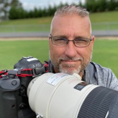 Former Photojournalist / Sports-Photographer who takes frames from time to time.. Retired USMC Grad: CarteretComCol Home: Newport, Tennessee IG: surfshooter89