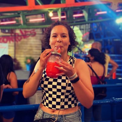 hannah | 23 | she/her | certified space cowboy | COYS | ahgase 💚 | xx_x_xx | #RaysUp baby