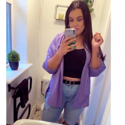 Nellworth's profile picture. 🌻