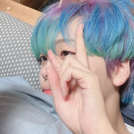 ❛Cả đời này đã đi qua bao con đường, bước qua bao cây cầu, ngắm bao nhiêu áng mây, uống bao nhiêu loại rượu, lại chỉ yêu một người.❜