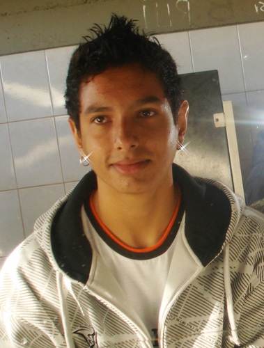 Meu Nome e Gustavo Squissato, Tenho 15 Anos, To #Solteiro. Se Quize Sabe mais Follow-me!  *-*     Inscreva-se ? http://t.co/OUSgJQ4wuJ