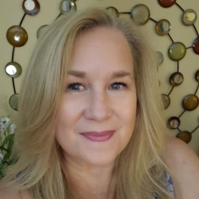 kathlns's profile picture. 