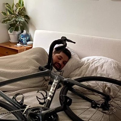 👨💻 He/Him
🧸 Paddington Super Fan
📠 Fax 925-271-6406
🚴 Critical Mass Militant