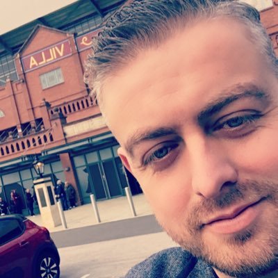 Black Country Villa fan 💜💙 Dad of 6 💕💕💙💙💙💙 sports fan of 🏏 Warwickshire f1 McLaren 💙🧡 🎶 Kelly Jones, Noel & Liam Gallagher 👏