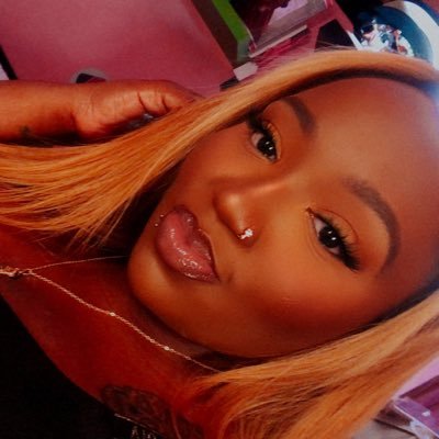 ItsPinkMiMiBaby's profile picture. Fashion Designer. Stylist. 📍The Bronx,NYC instagram: @mimi_monroe @thenewesticon