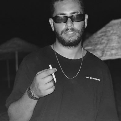 deadganja's profile picture. fuck a beat, I'll go acappella