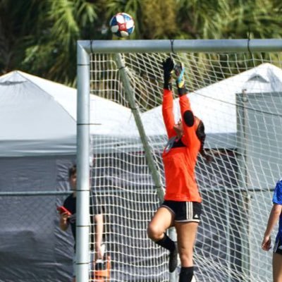 Miami Springs 05 Blitz 🧤 Matthew 19:26 🙏✝️ ❤️St. Brendan High School c/o 2023 🩺 🏃🏻‍♀️ ⚽️ 🏐   Florida ODP Goalkeeper 🇺🇸