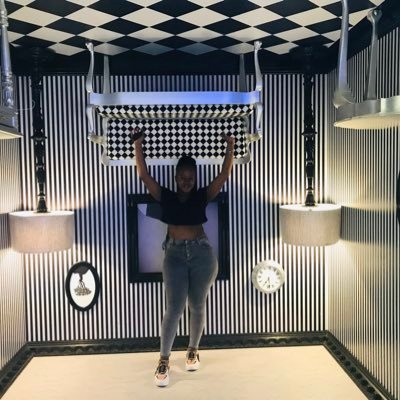 MackenziePhindy's profile picture. @uCWatIDidThere

whatsap0717036049