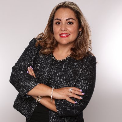 vivyrealty's profile picture. I am a bilingual (Spanish) realtor that loves helping families buy/sell their home! Professional Realtor at HomeSmart Evergreen (DRE 01968676).