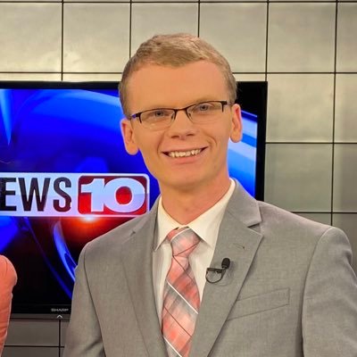 elau_weather's profile picture. Meteorologist • Proud @EIU alum • @Prairiepress Weather Wizard • Geography Buff • Road Trip Aficionado • Proverbs 3:5-6 ⛈🌤🌪