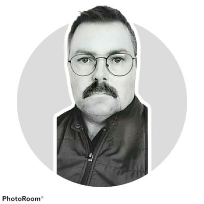 sverrirf's profile picture. trommuleikari, kylfingur og held með Liverpool