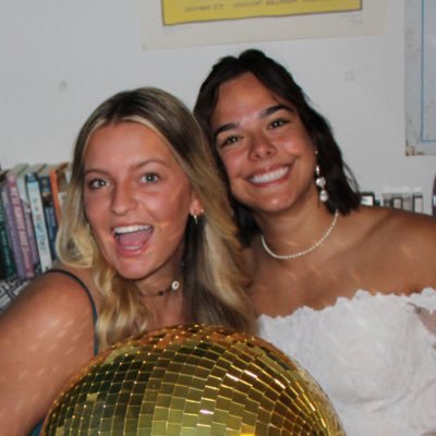 ManloveMadison's profile picture. 