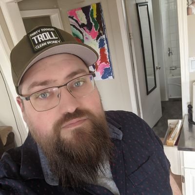 AaronDuBois88's profile picture. Amateur smartass with professional punchlines.🏒⚾🏈🥋🥊🎮🎶🎣🏎️🇨🇦🍺🍷