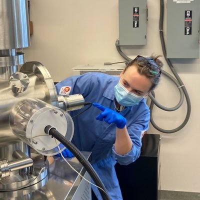 Isotope Geochemist. Voracious reader. TIMS tinkerer and garnet aficionado. She/her. 🚲