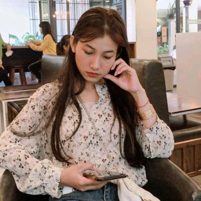 angel_elleine's profile picture. New acc. Follow back! 💜