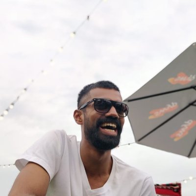 VP, Marketing & Growth @WeAreRangDe
Podcast co-host @ https://t.co/R3SZKxgpeY
Deeply interested in Sustainability, Gut & Mental Health.
Lover of the beautiful game.