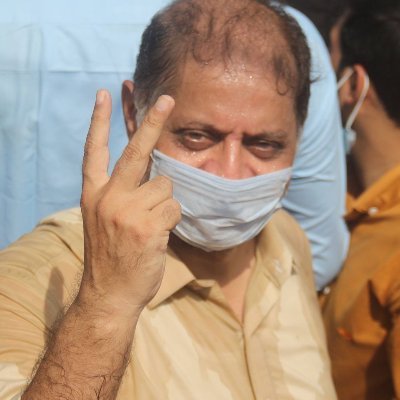 SoomroIzhar's profile picture. Poet, Analyst Journalist, Educationist, Founder Hyderabad Literature Festival