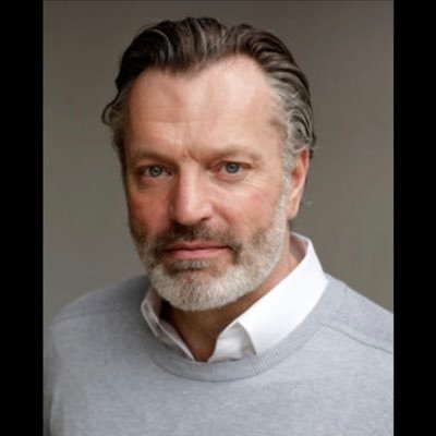 Actor represented by Arena Personal Management https://t.co/wUmyYzzxJl