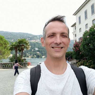 baux80's profile picture. Il cielo stellato sopra di me, la legge morale dentro di me.