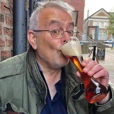 British European. 
I stand with Ukraine 🇺🇦 
#GeneralElectionNow
Beer snob 🍺 
Admin of Facebook Bolton - Rejoin The EU Group 🇪🇺